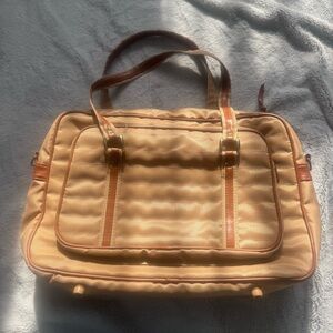 Vintage Lady’s Pride Quilted Nylon‎ Travel Bag Taiwan Beige 13.5” Luggage